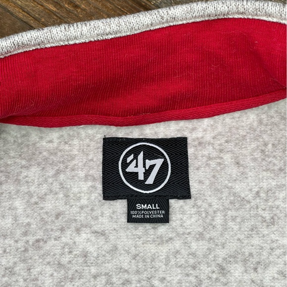 47 Brand Detroit Red Wings Anchor Kodiak Full Zip Vest Size S - Picture 4 of 9